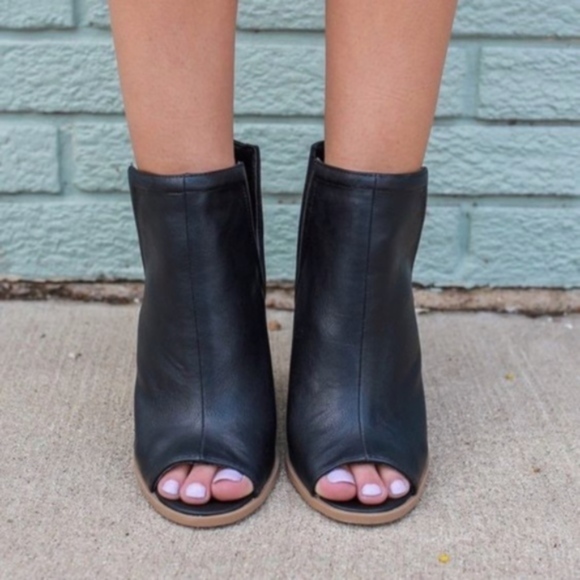 JAXTON Peep Toe Bootie - BLACK - Picture 2 of 2